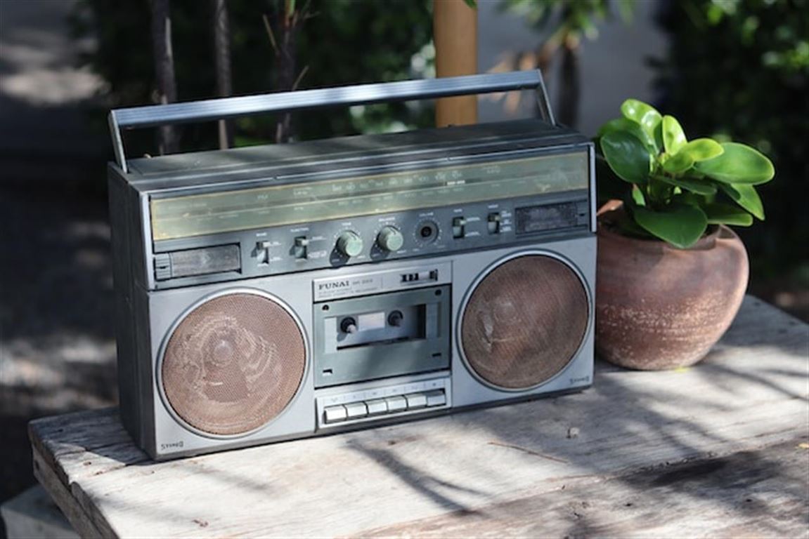 Hvorfor en radioreklame kan give dine forretninger et lille boost